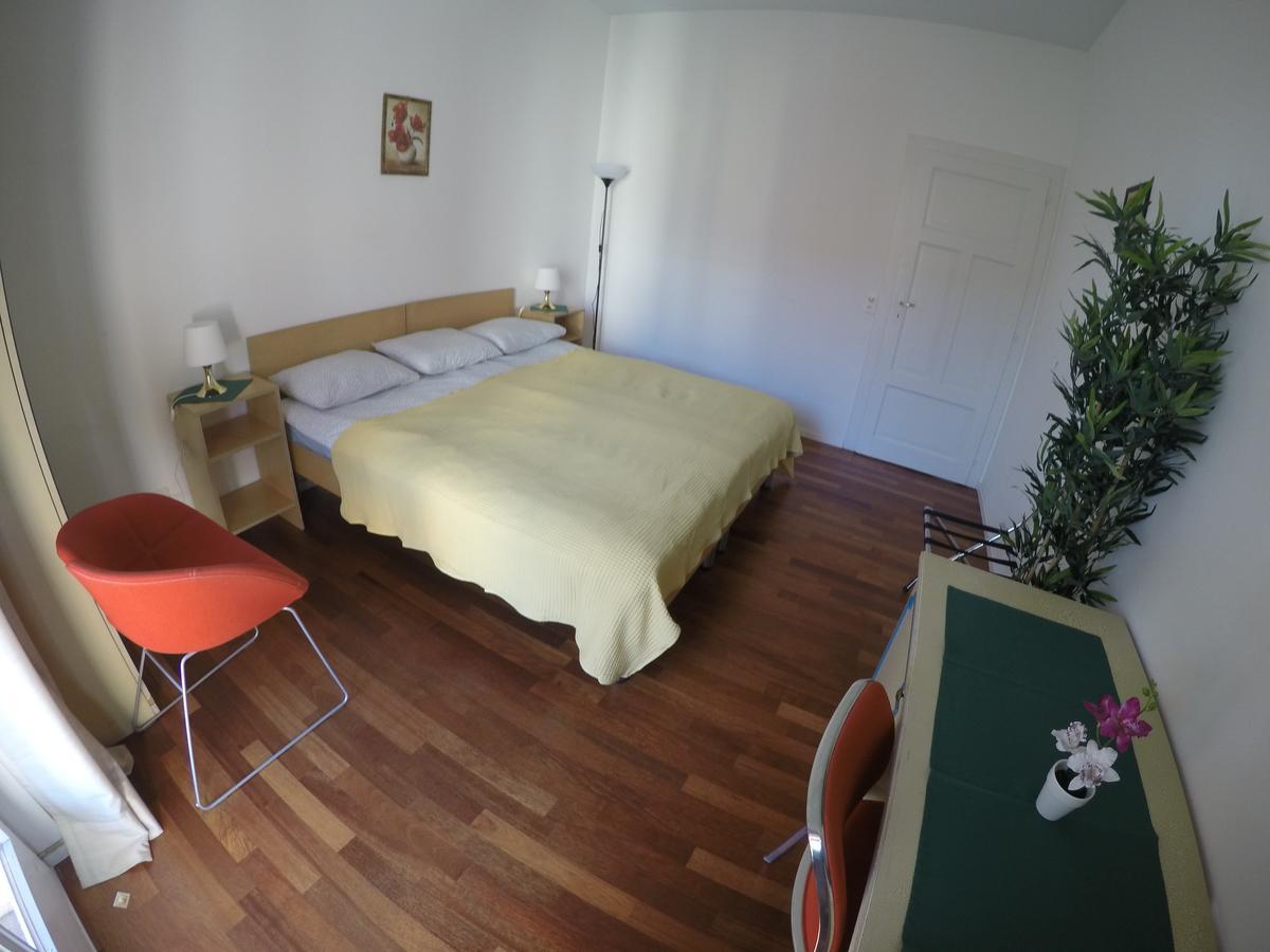 Rooms Al Festival Locarno Bagian luar foto